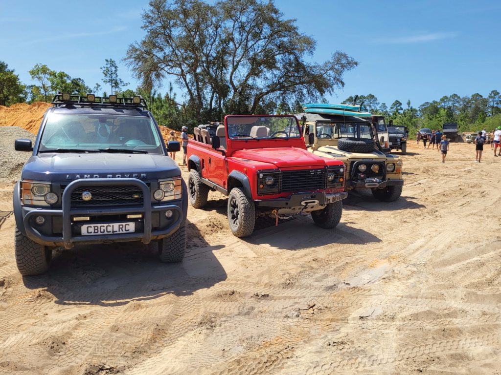 Rovers Magazine: America's Largest Land Rover Publication