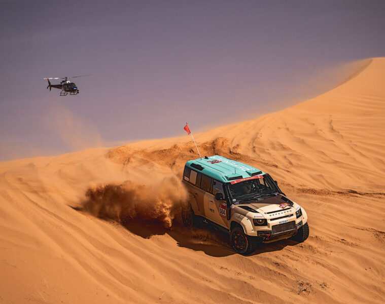 DAKAR DEFENDER RALLY SARA PRICE 504 STAGE6 CREDIT ASOFOTOPVictorEleuterio